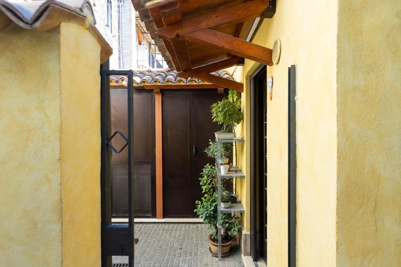 Casa Orsini, B&B And Winery Monterotondo  Exterior foto